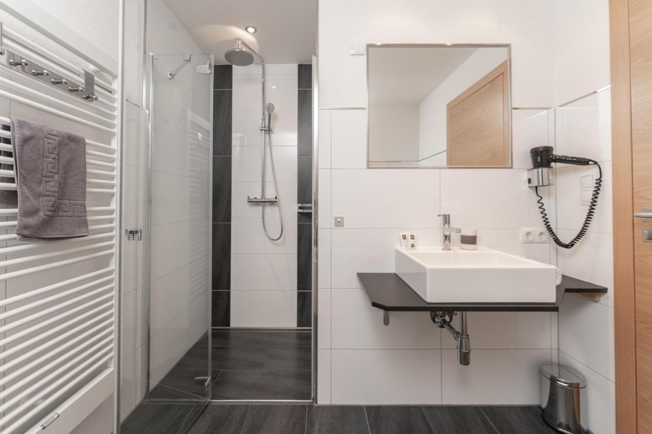 Aparthotel Ambiente Umhausen Ngoại thất bức ảnh