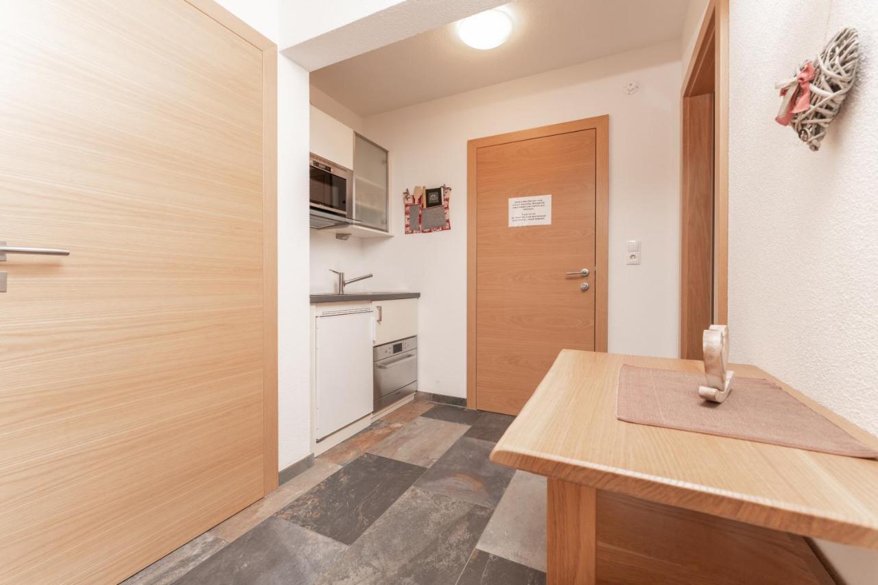Aparthotel Ambiente Umhausen Ngoại thất bức ảnh