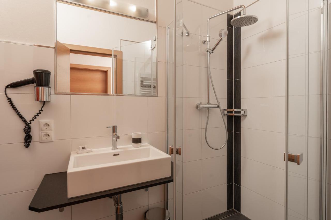 Aparthotel Ambiente Umhausen Ngoại thất bức ảnh